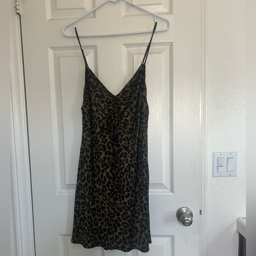 Zara leopard dress size L